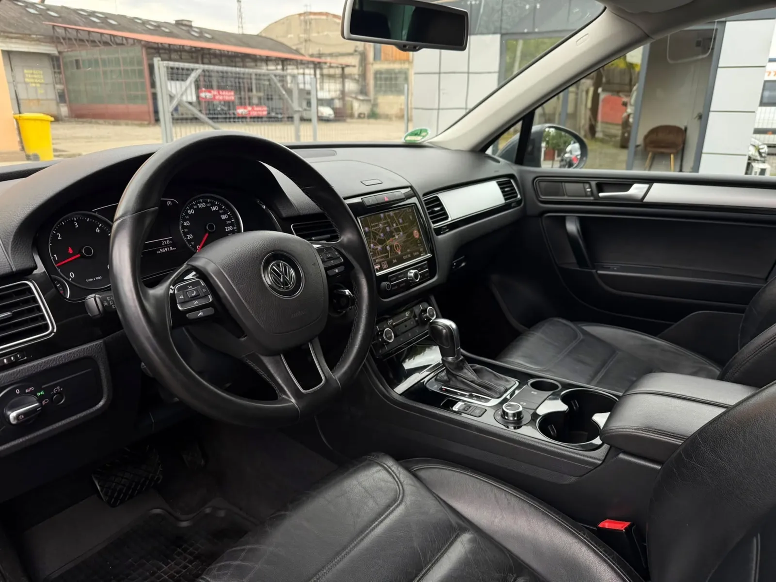 Volkswagen Touareg 3.0 TDi V6 | 4Motion | Euro 5 | 4 x 4 – poza 11