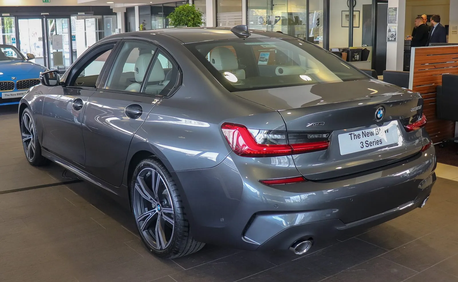 BMW Seria 3 320d xDrive M Sport – poza 2