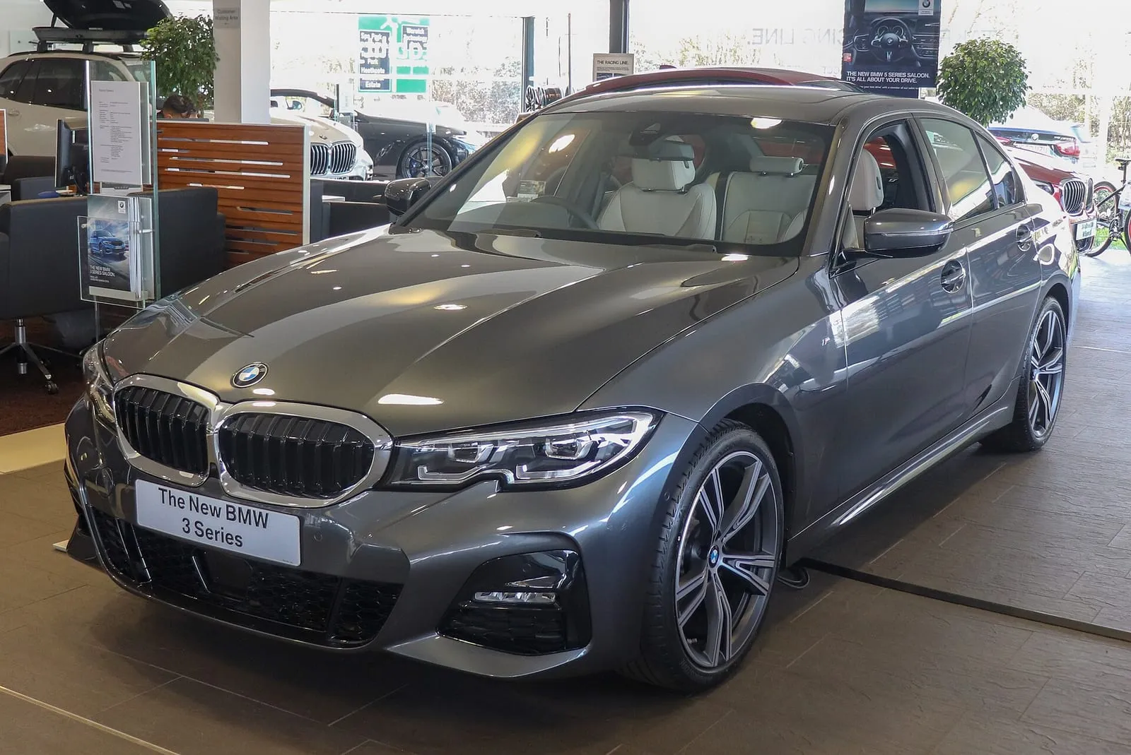 BMW Seria 3 320d xDrive M Sport – poza 1
