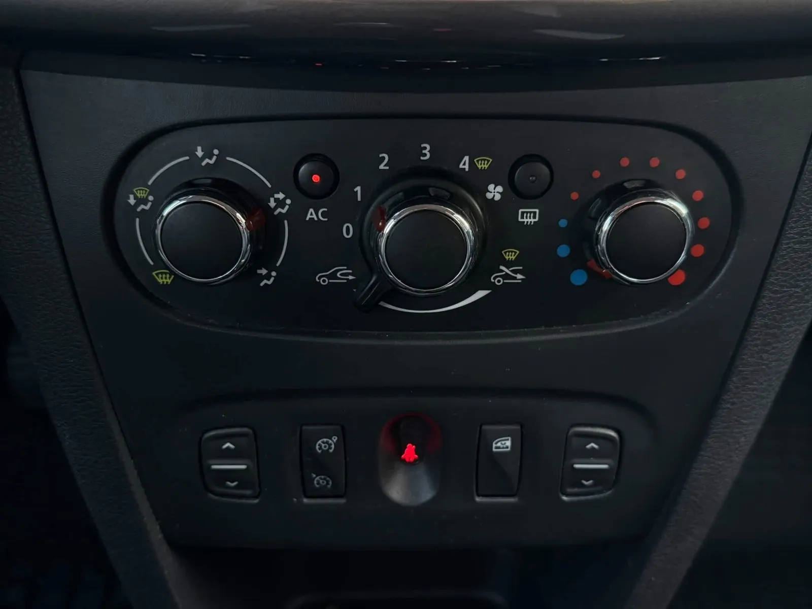 Dacia Sandero Stepway | Benzina | Euro 5 | Garantie inclusa – poza 14