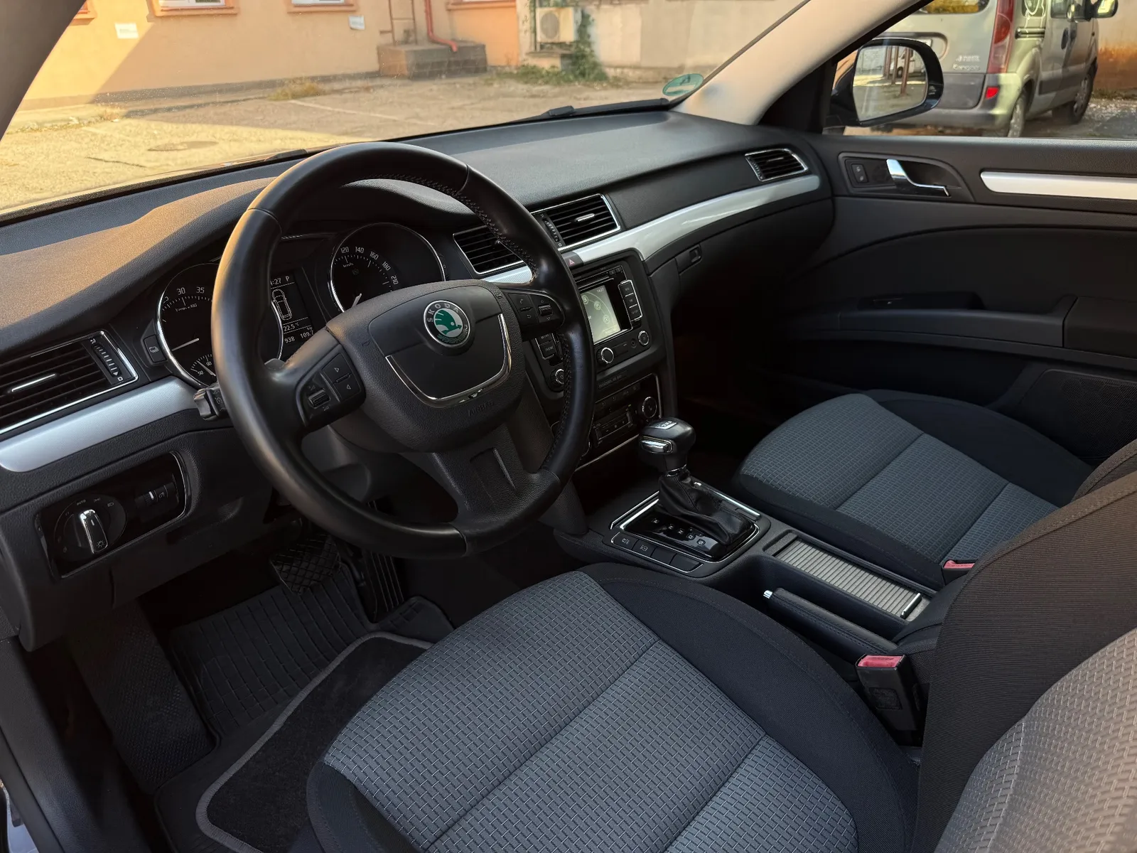 Skoda Superb 2.0 TDi | 140 Cp | DSG | 2013 – poza 11